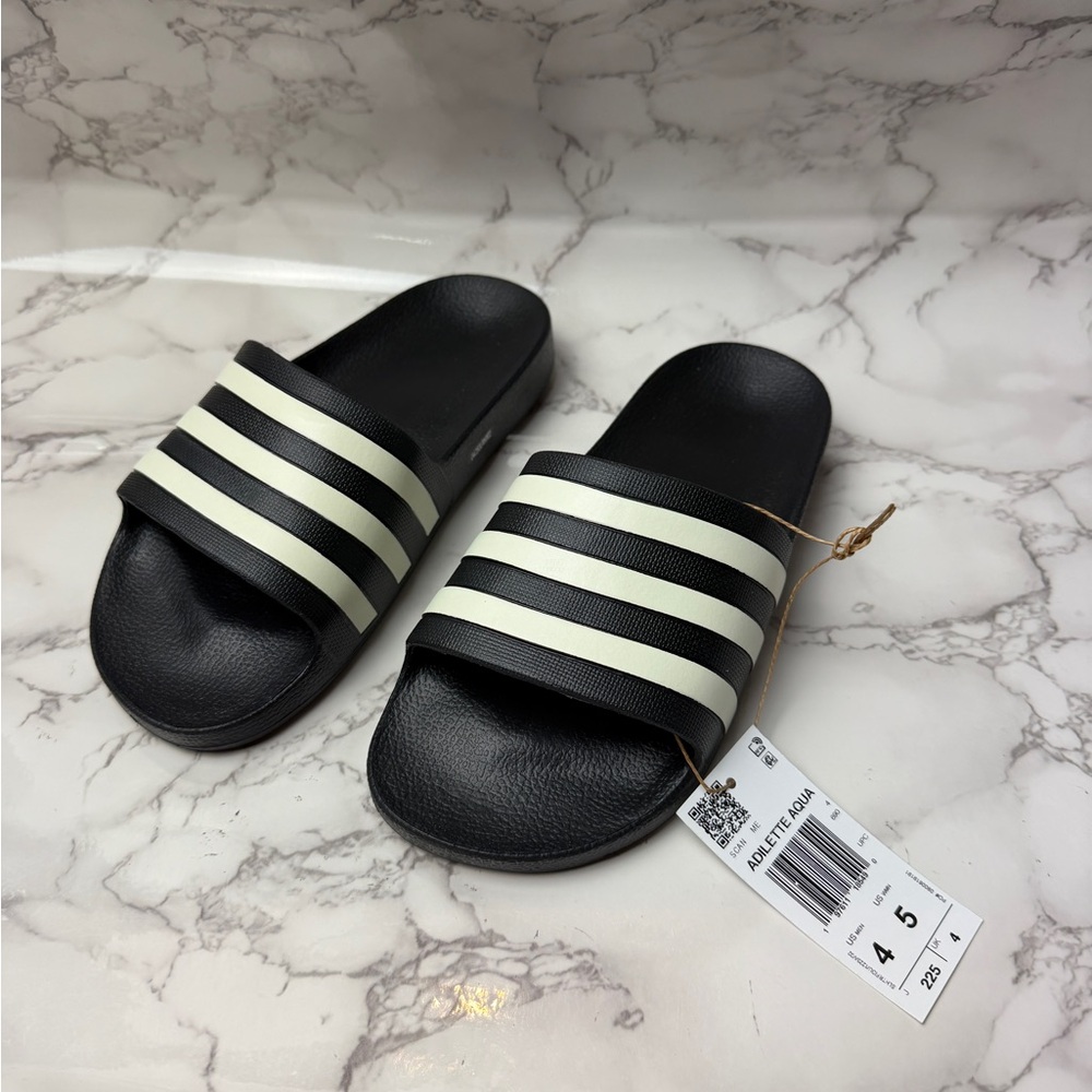 Adidas Adilette Aqua Black Slides US Men’s Size 4 / Women’s 5
